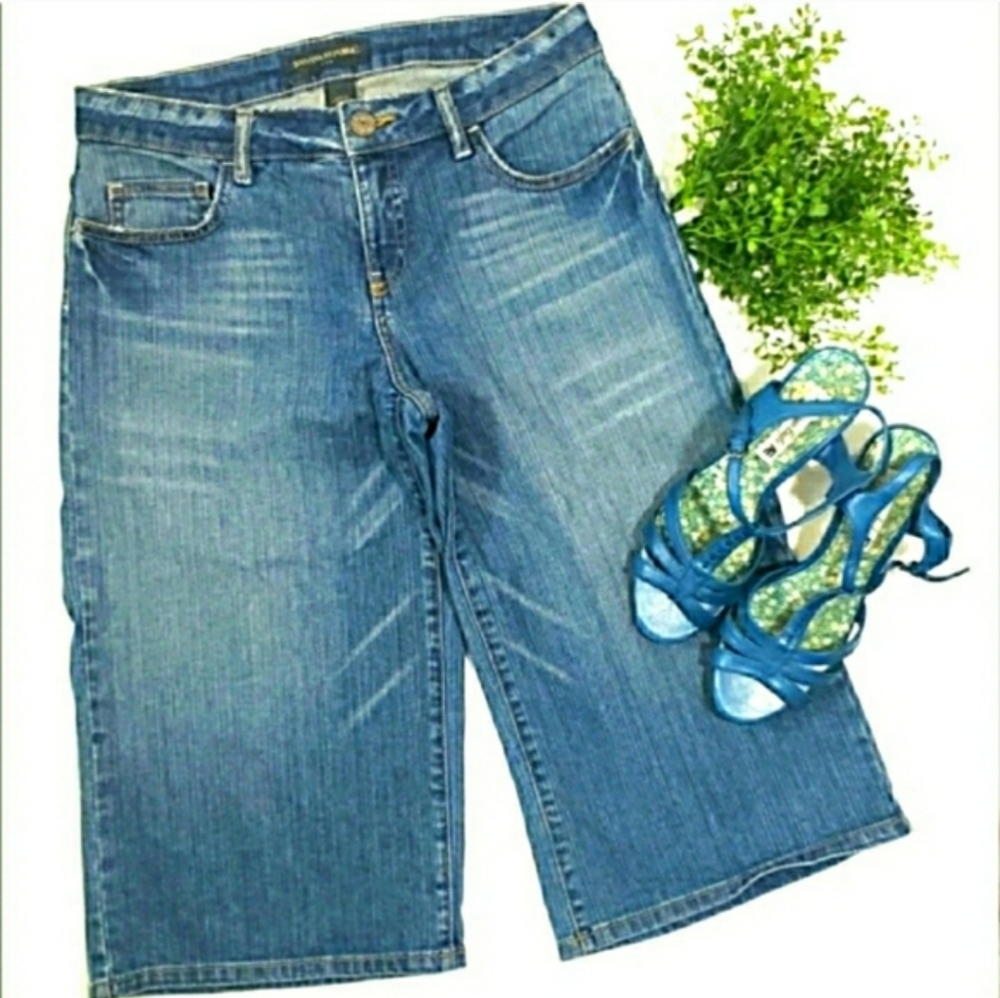 Banana Republic Wide Leg Denim Cullotes Gauchos Crop Jeans